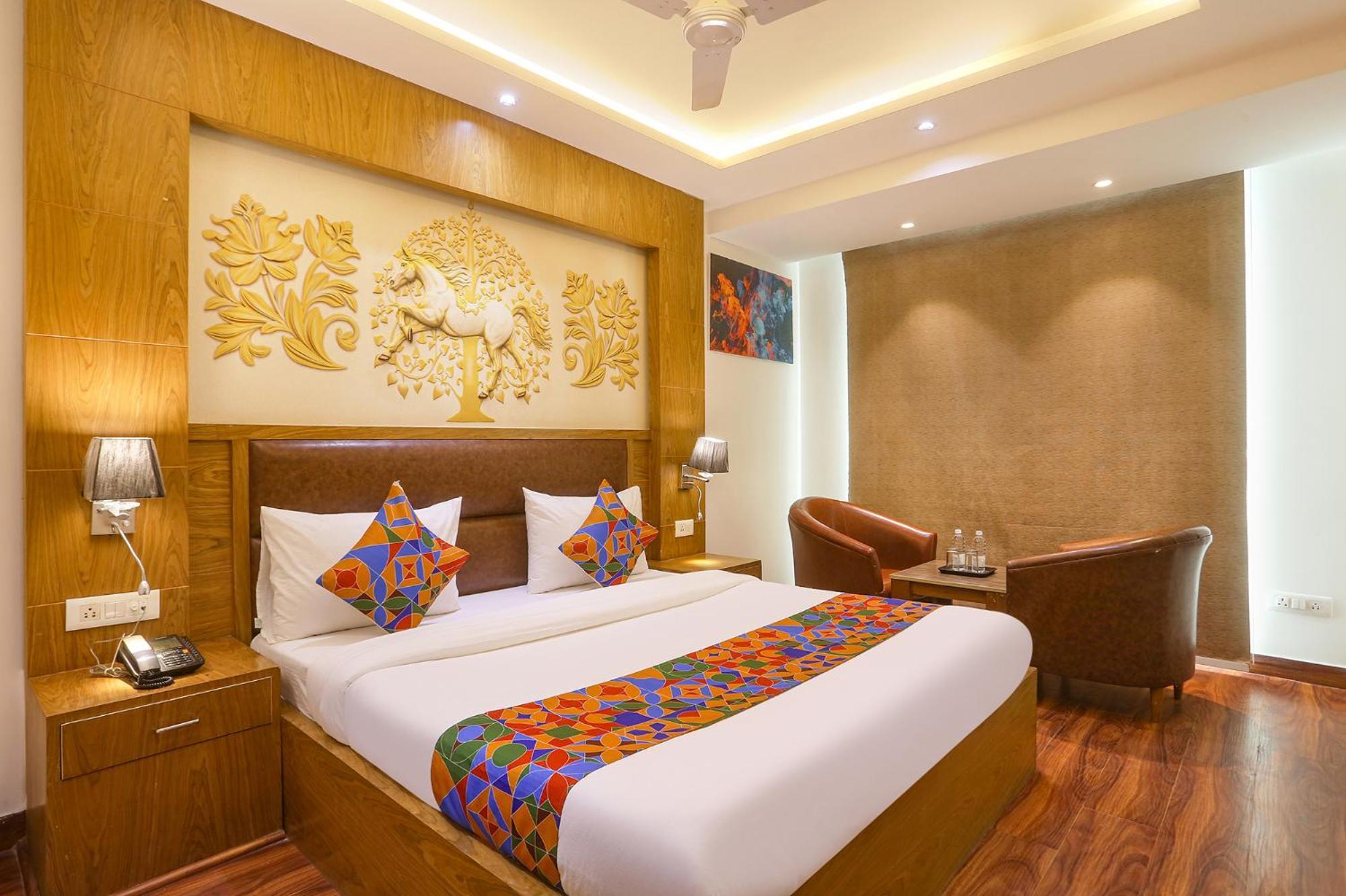 Fabhotel Prime Star 17 - Nr Yashobhoomi Convention Centre 德里 外观 照片