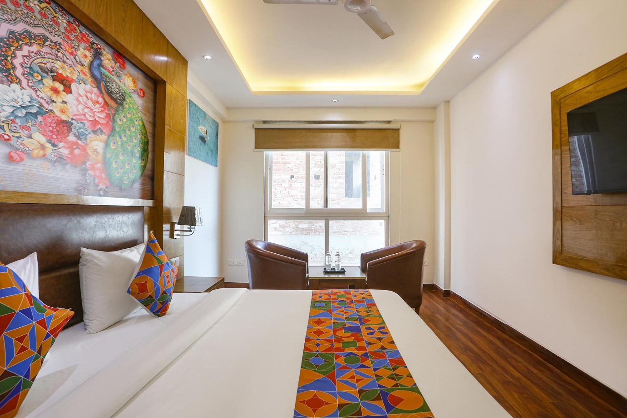 Fabhotel Prime Star 17 - Nr Yashobhoomi Convention Centre 德里 外观 照片