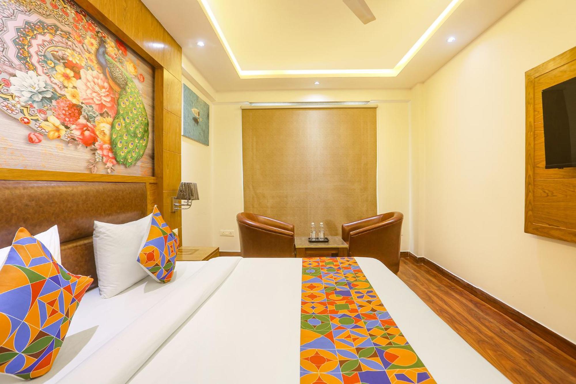 Fabhotel Prime Star 17 - Nr Yashobhoomi Convention Centre 德里 外观 照片